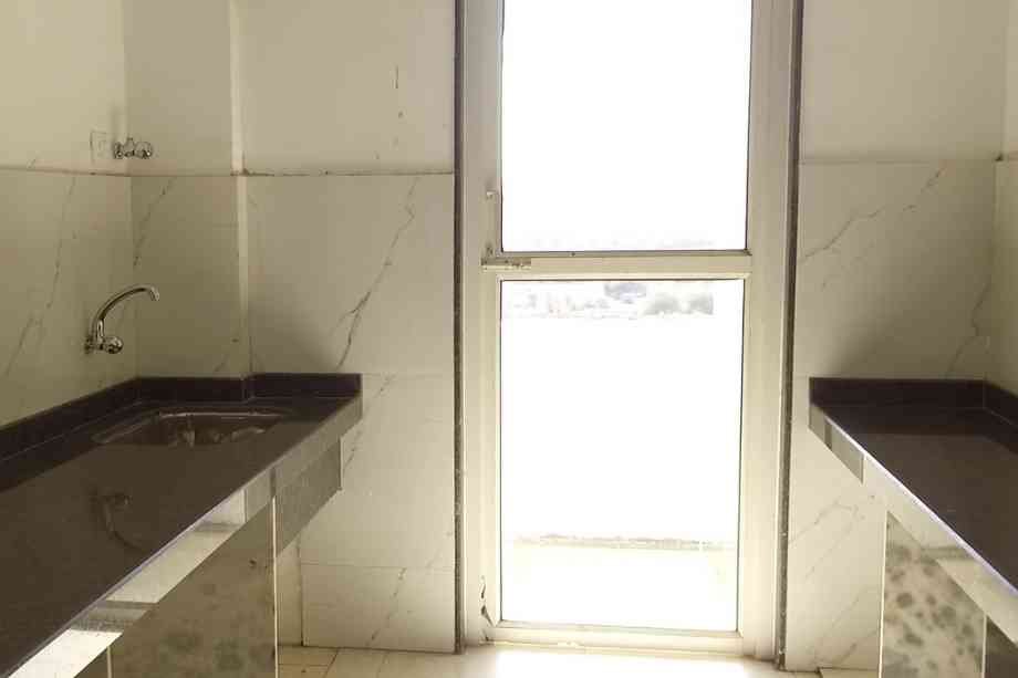 Newa-Bhakti-Park-2-BHK-Sample-Flat-Kitchen-Airoli-Navi-Mumbai