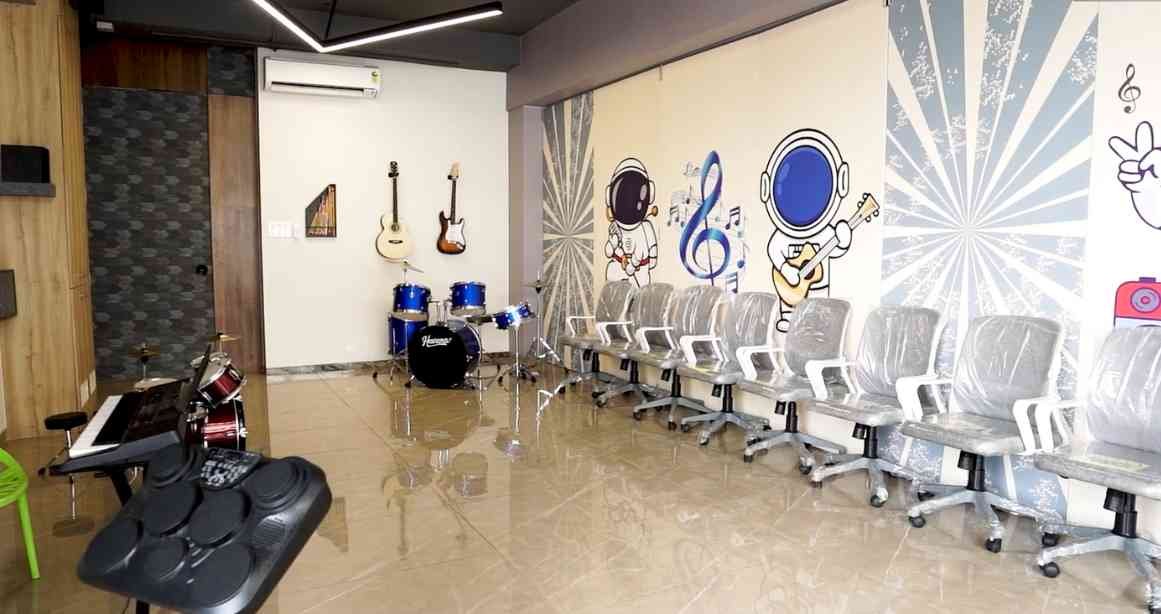Newa-Bhakti-Park-Amenities-Music-Room-Airoli-Navi-Mumbai